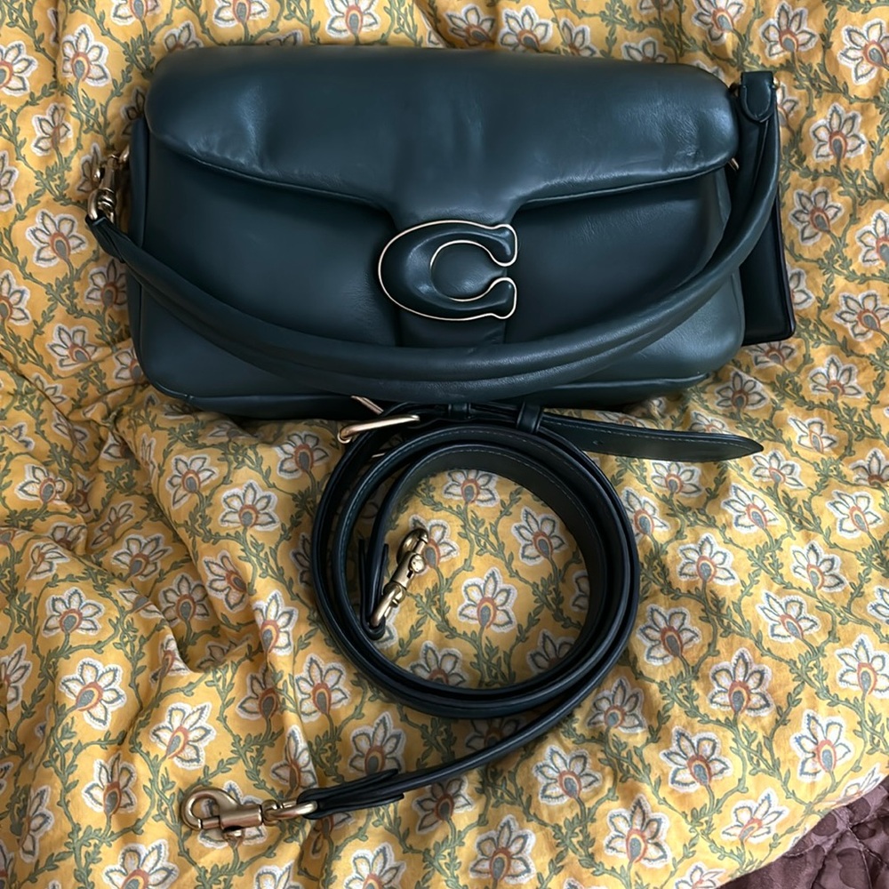Coach Tabby 26 Pillow Bag